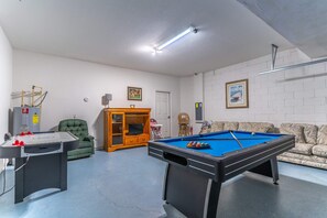 Spielezimmer