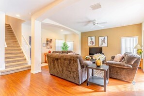 Televisión y oficina