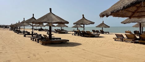 Chaises longues
