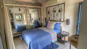 4 bedrooms, in-room safe, iron/ironing board, free WiFi