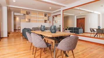 Classic Apartment | Dining room