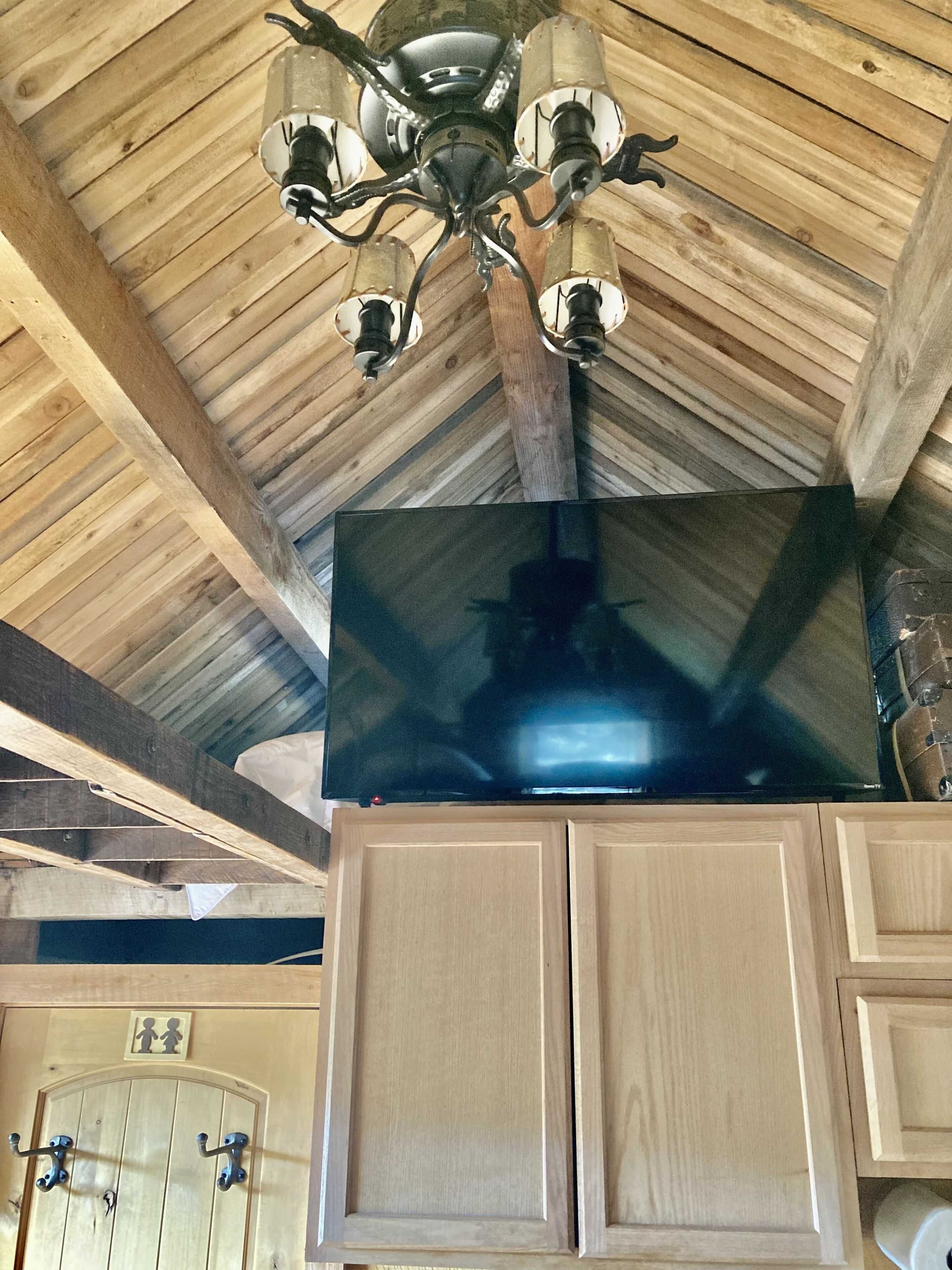 TV