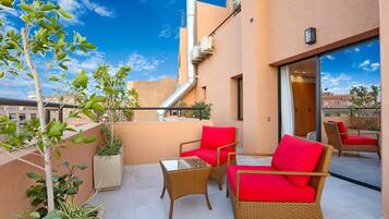 Junior Room, Balcony | Terrace/patio