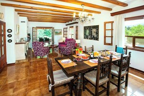 Dining - Villa Rotger - Three Bedroom Villa, Sleeps 6 (Pollença)