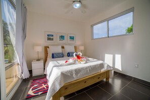 3 bedrooms, WiFi, bed sheets, wheelchair access