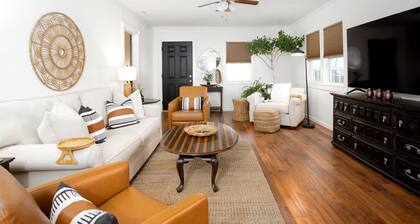 FIVE STAR/ 2BR-!BA / DOWNTOWN/ PET FRIENDLY/ SUPER CLEAN/ HIKE PALO DURO CANYON