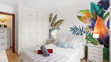 1 habitación, tabla de planchar con plancha, wifi gratis y ropa de cama