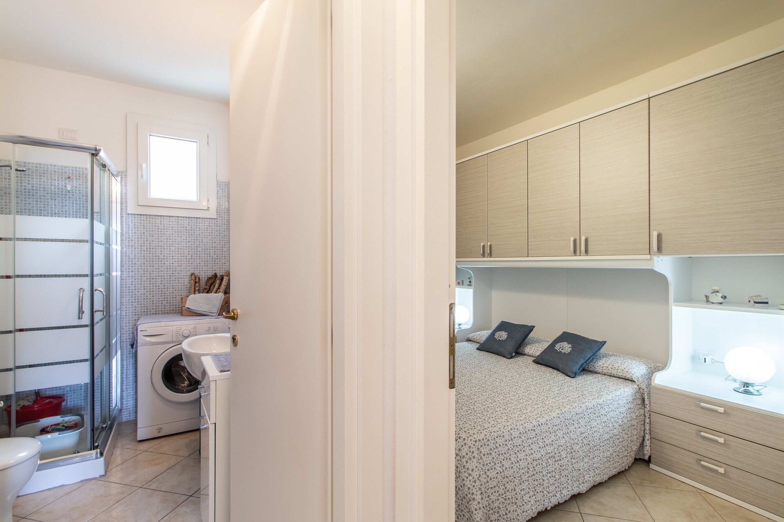 2 chambres, fer et planche à repasser, Wi-Fi gratuit, draps fournis