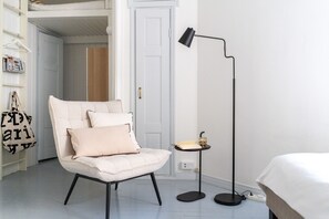 Studio | Iron/ironing board, travel crib, free WiFi, bed sheets - Central studio with spacious bathroom (Helsinki)