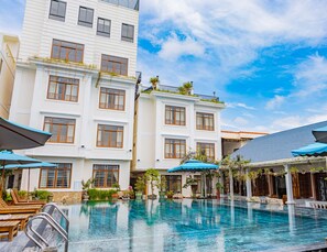 Mặt tiền nơi lưu trú