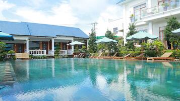 Standard-Apartment, 3 Schlafzimmer | 1 Schlafzimmer, hochwertige Bettwaren, individuell dekoriert