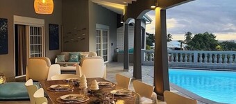SUPERB ROOM AT VILLA LE FLAMBOYANT