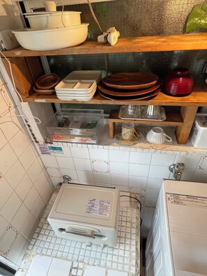 雪櫃、焗爐、爐具、電熱水壺