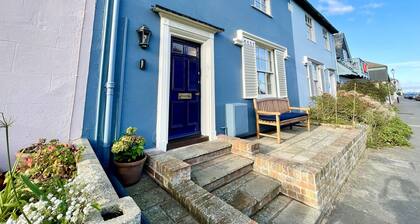 11 Crabbe Street, Aldeburgh