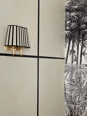 Literie de qualité supérieure, couette en duvet d'oie, bureau