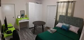 1 bedroom, WiFi, bed sheets, wheelchair access