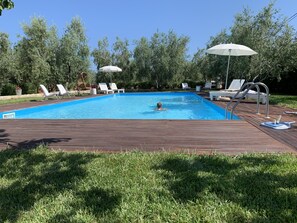 Udendørs pool