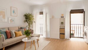 Living area - 155A Apto Puerto Deportivo by R2R Consulting (Gijón)