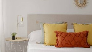 Room - 155A Apto Puerto Deportivo by R2R Consulting (Gijón)