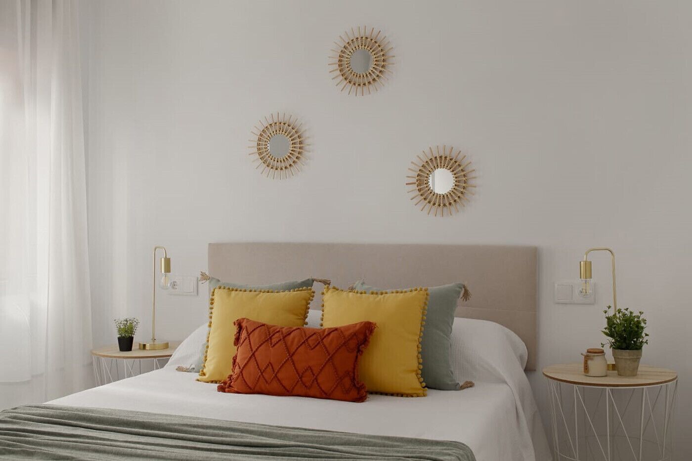 Silitysrauta/-lauta, ilmainen Wi-Fi, vuodevaatteet