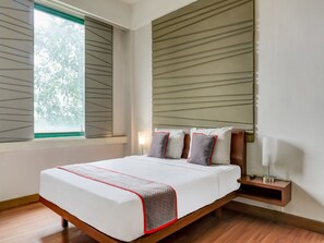 Superior Double Room | Meja, Wi-fi percuma, cadar katil 