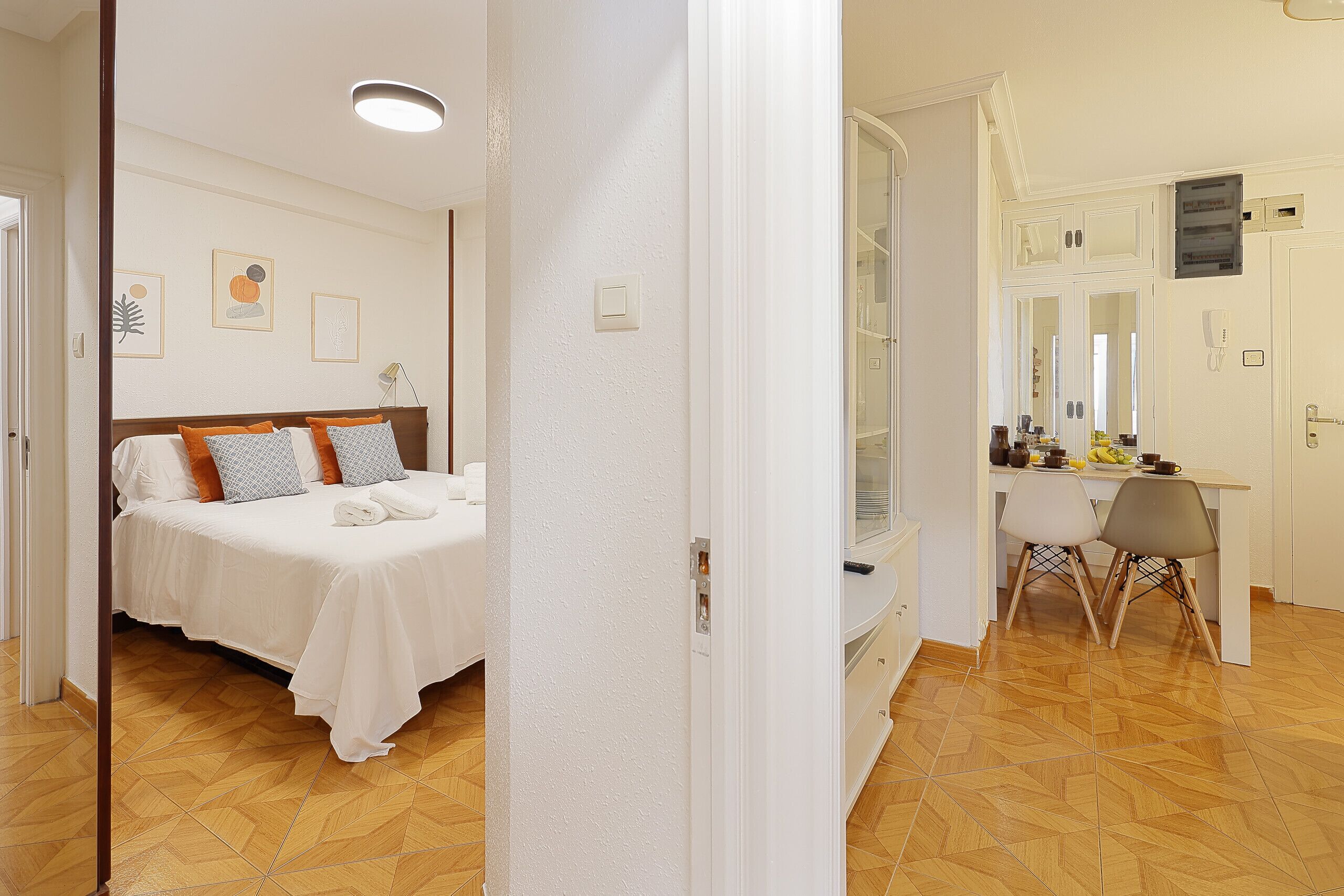 2 bedrooms, iron/ironing board, WiFi (free), bed sheets