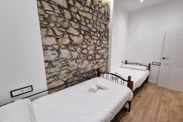 1 Schlafzimmer, Bügeleisen/Bügelbrett, kostenloses WLAN, Bettwäsche