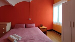 Room - 202A Penthouse in Villaviciosa by R2R Consulting (Villaviciosa)