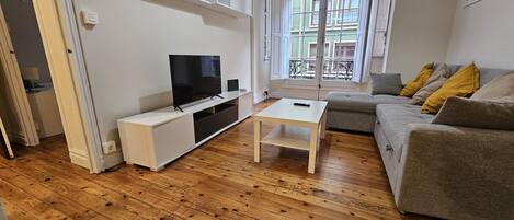 Fernseher