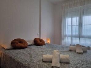 2 habitaciones, wifi gratis y ropa de cama 
