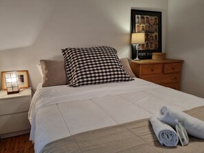 2 多间卧室、免费 WiFi、床单