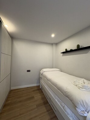 2 chambres, fer et planche Ă repasser, accĂšs au Wi-Fi (inclus)