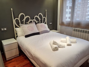 2 Schlafzimmer, kostenloses WLAN, Bettwäsche