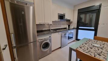 Fridge, microwave, oven, dishwasher