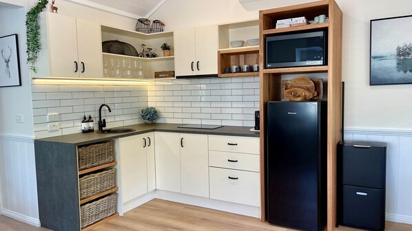 Fridge, microwave, toaster