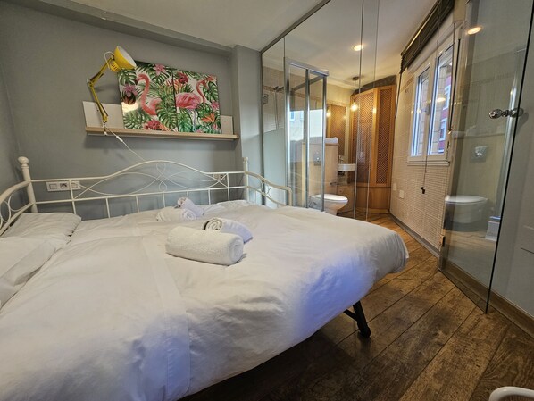 2 chambres, Wi-Fi gratuit, draps fournis