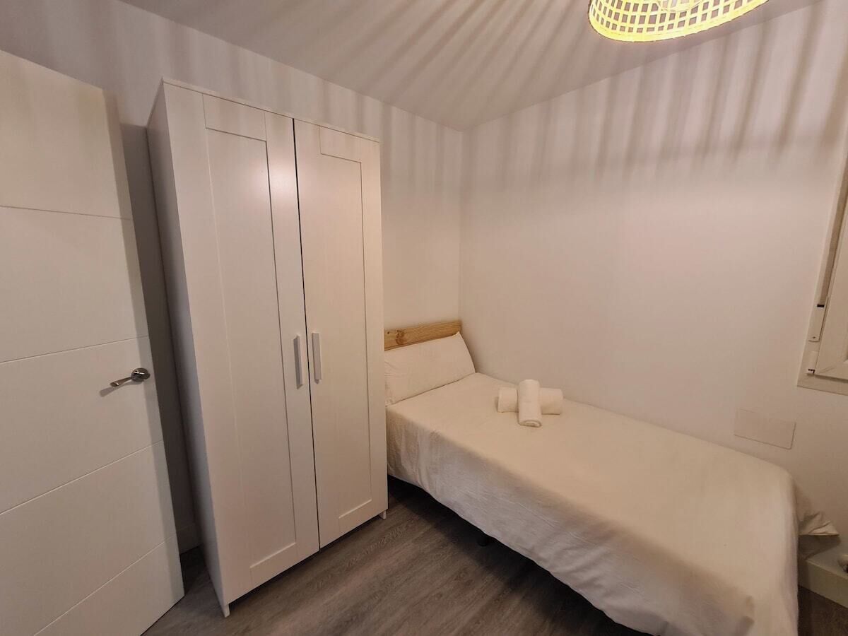 3 soverom, wi-fi (inkludert) og sengetøy