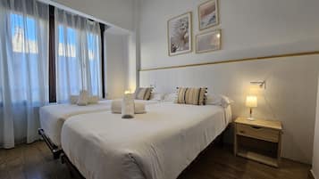 3 chambres, fer et planche Ă repasser, Wi-Fi gratuit, draps fournis