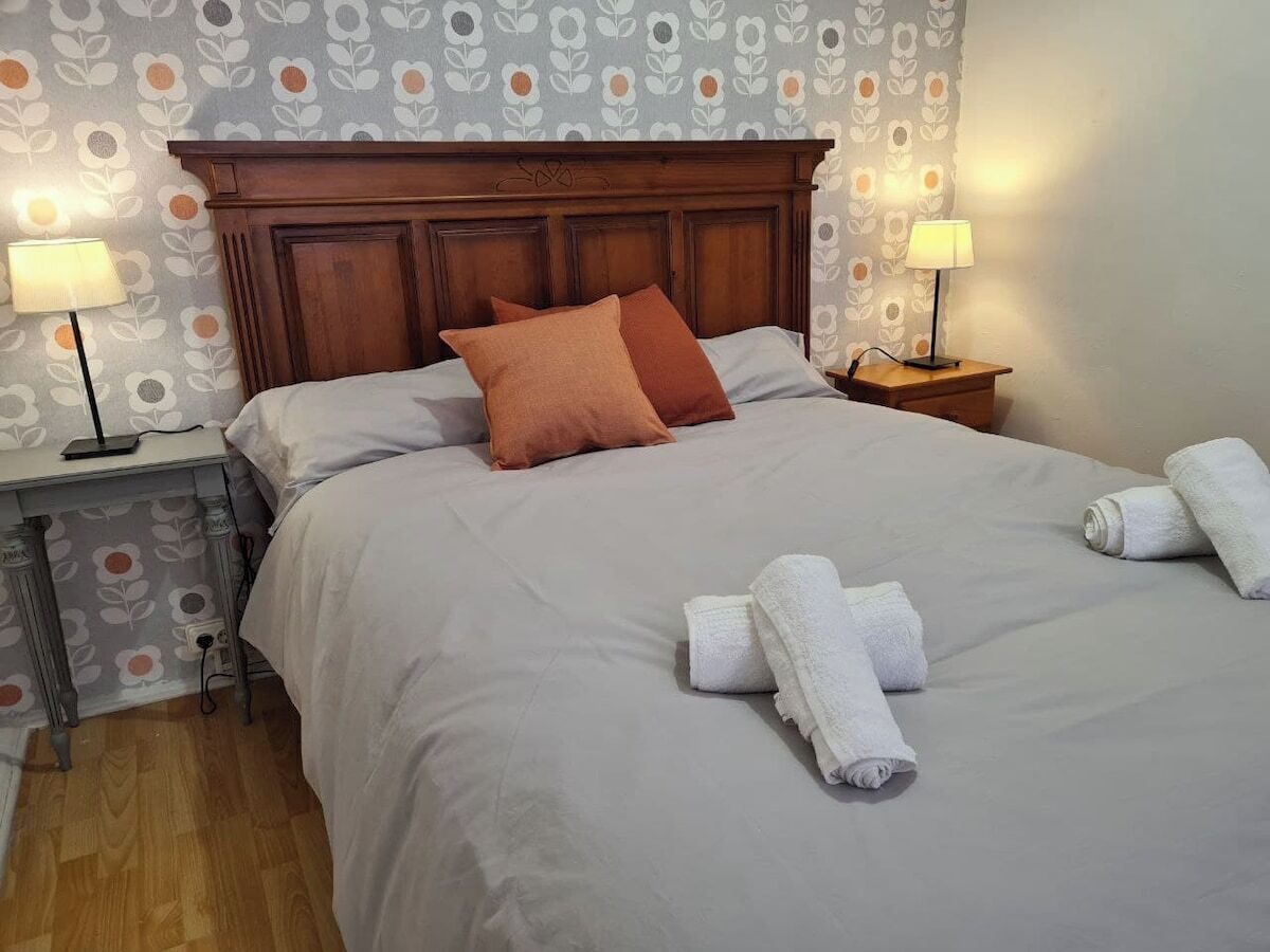 3 間睡房、熨斗/熨衫板、免費 Wi-Fi、床單