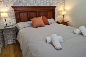 3 Schlafzimmer, Bügeleisen/Bügelbrett, kostenloses WLAN, Bettwäsche