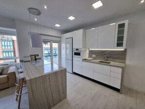 Fridge, microwave, oven, dishwasher