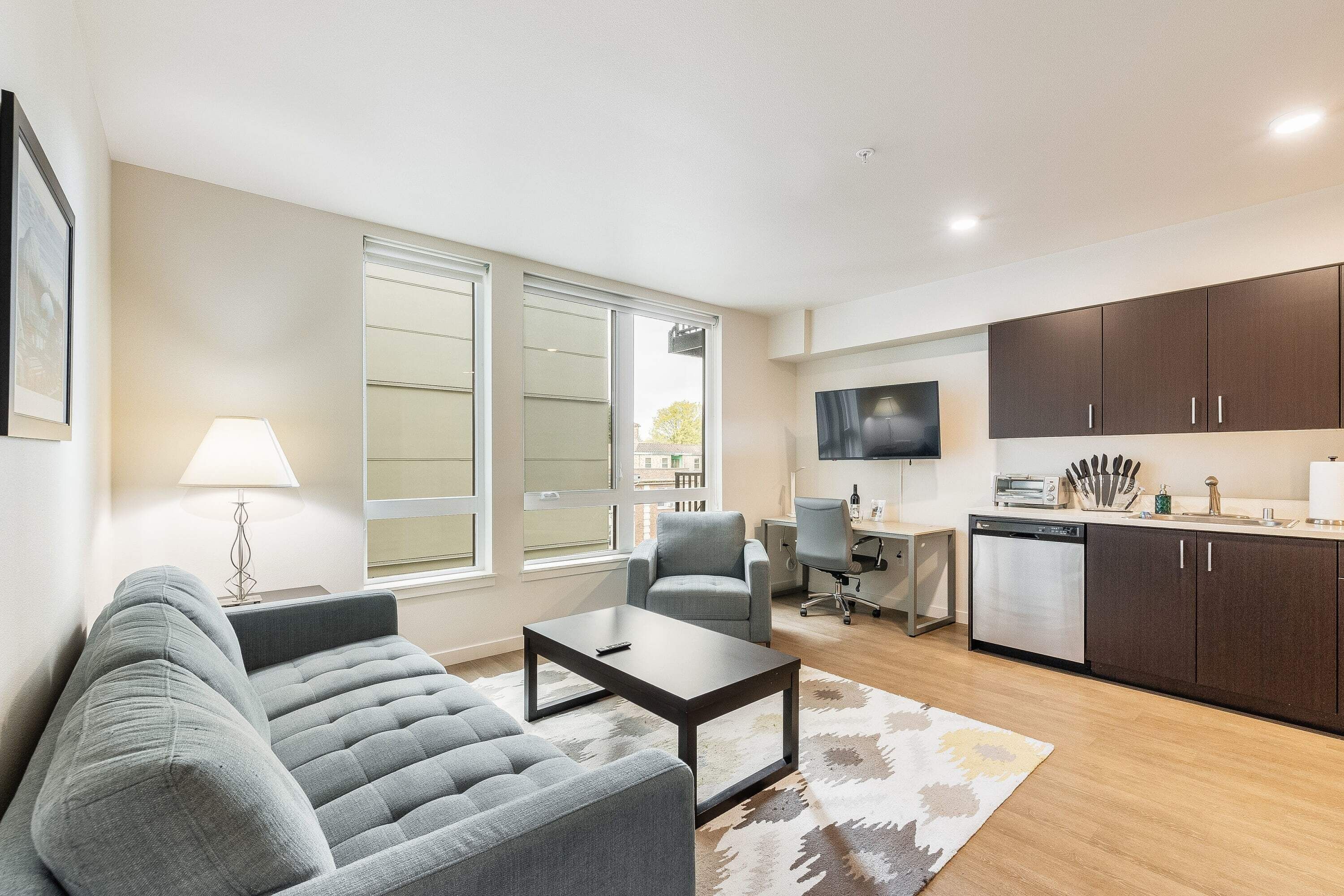 Tacoma Lux Modern Suite|2BR 1BA Fit for Long Stay