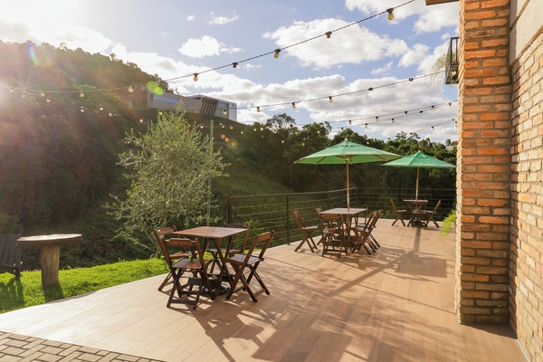 Sundeck