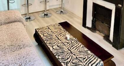 New Luxury Apartment in the Heart of Grenoble- Modern, Bright, Absolute Comfort!