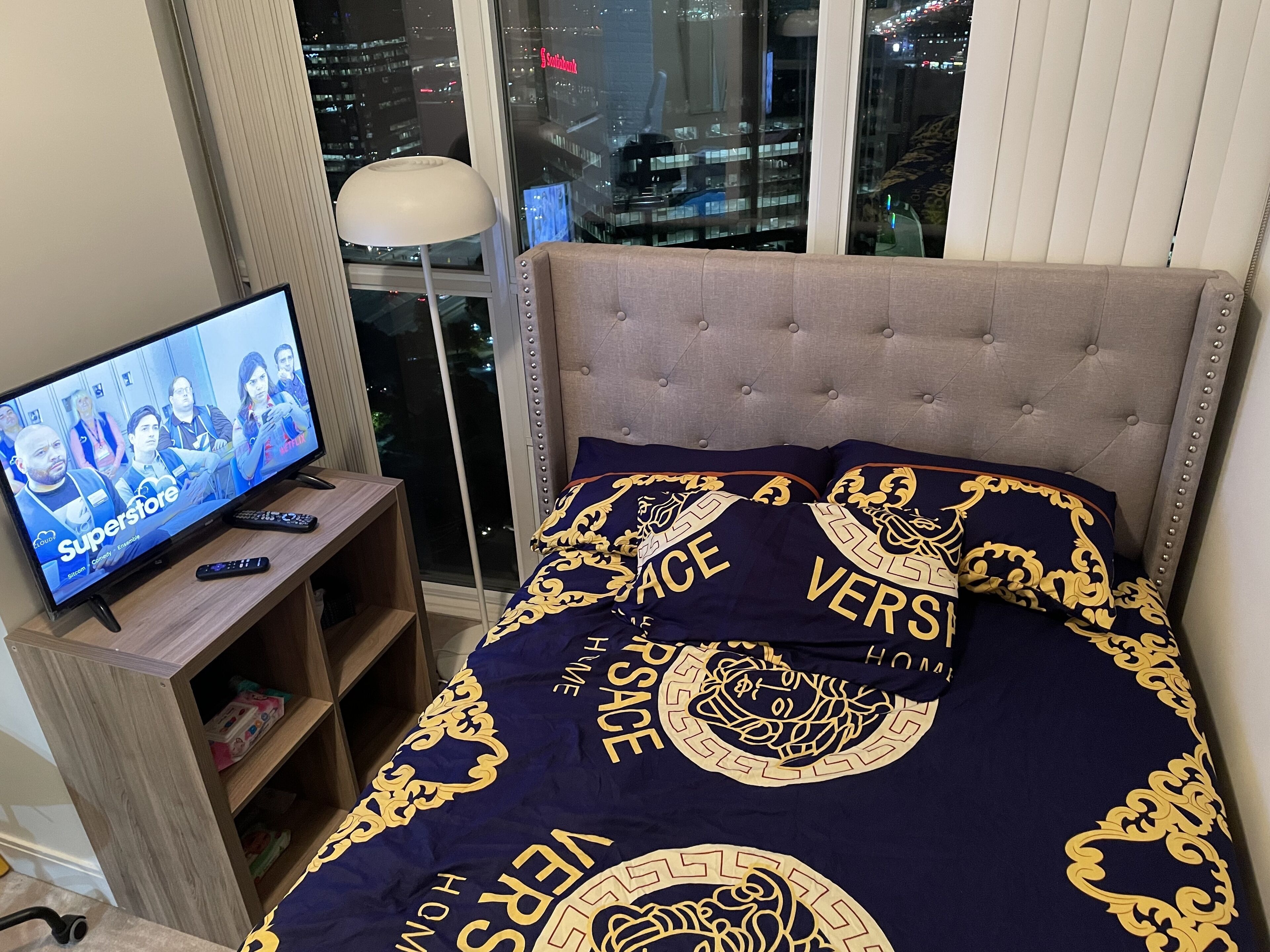 1 chambre, bureau, fer et planche à repasser, Wi-Fi