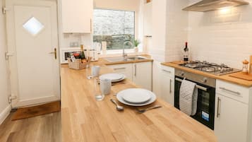 Fridge, dishwasher, electric kettle, toaster