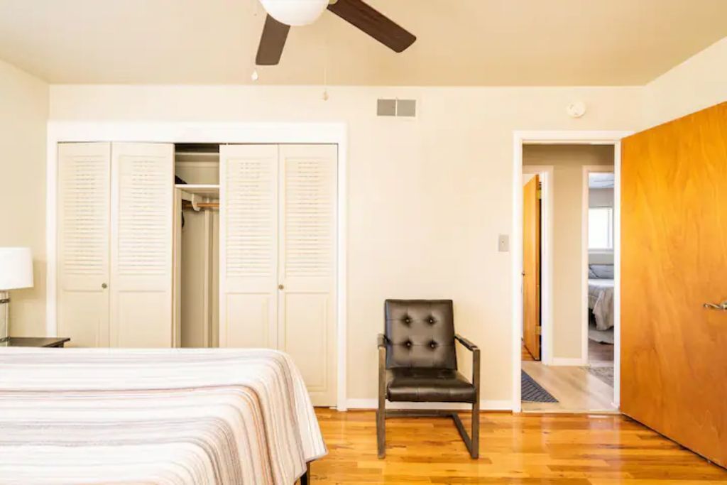 3 quartos, ferros/tábuas de passar roupa, Wi-Fi de cortesia