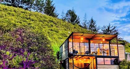Villa Guatape #piscina Natural, Jacuzzy bbq #vista