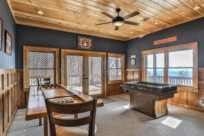 Game room - GET A NEW ALTITUDE located at the highest peak of Stuart Mountain (Mineral Bluff)