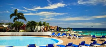 2/BR Condo in Royal Islander La Terrasse Resort